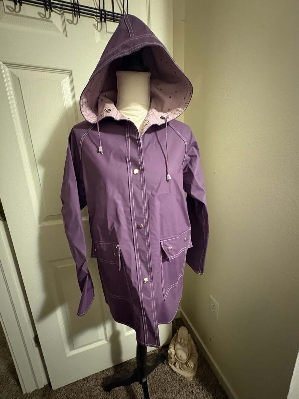 Unique! Campways Vintage Vinyl Raincoat with Heart Print Lining